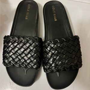 Cole Haan Mojave Black Leather Slip On Womens Casual Fashion Flat Slide Sandals